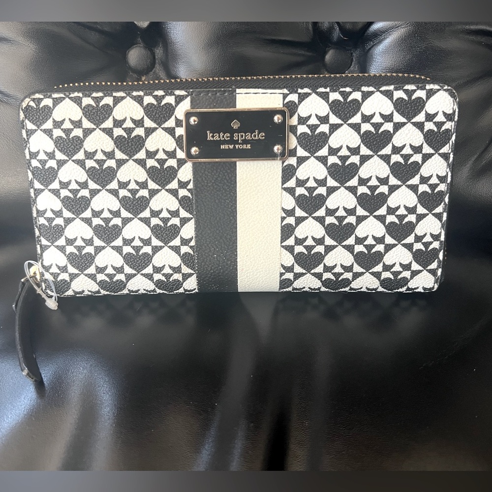 KATE SPADE Monogram Long Wallet‎ (NWOT)